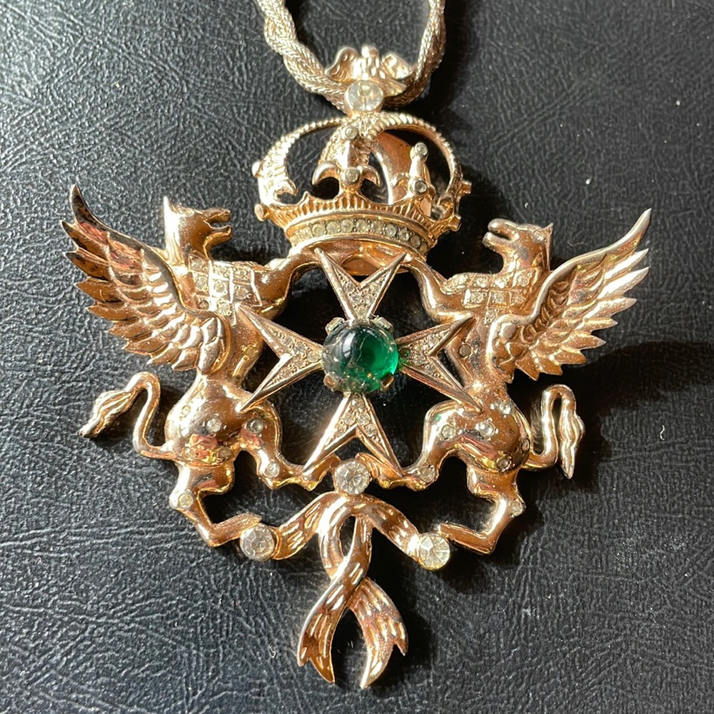 Vintage Nettie Rosenstein bold necklace